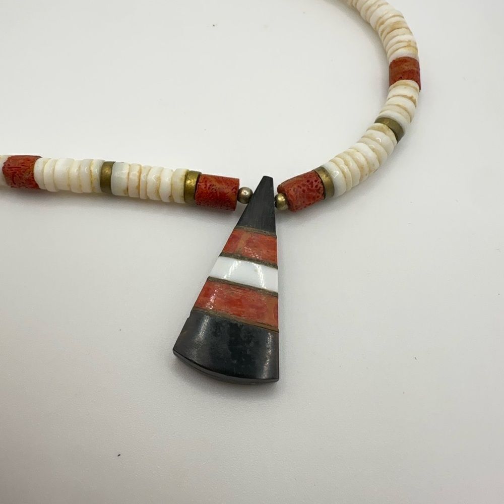 Vintage Heishi Puka Necklace with red coral and shell, 16" necklace! - Picture 11 of 12